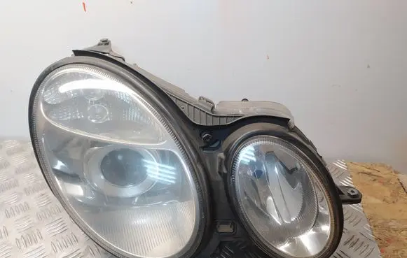 Mercedes-Benz E W211 Headlight/headlamp