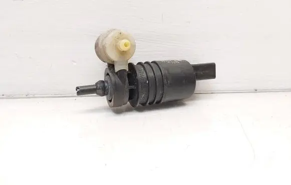 Skoda Octavia Mk3 (5E) Windscreen/windshield washer pump 1K6955651
