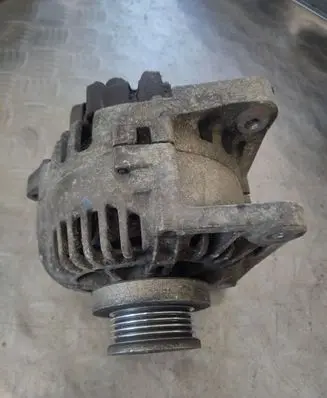 Renault Scenic II - Grand scenic II Generator/alternator 8200100907