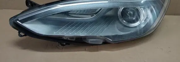 Tesla Model S Headlight/headlamp 6005910-00-C
