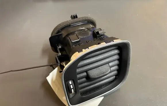 Dashboard side air vent grill/cover trim