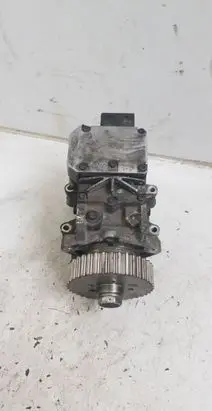 Audi A6 S6 C5 4B Fuel injection high pressure pump 059130106CX