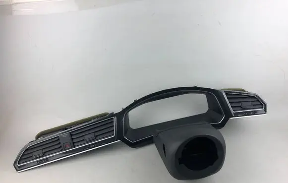 Volkswagen Tiguan Dashboard trim 5NC819728 5G0858565A 5NC819704