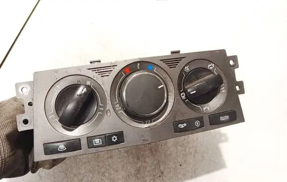 Opel Antara Climate control unit