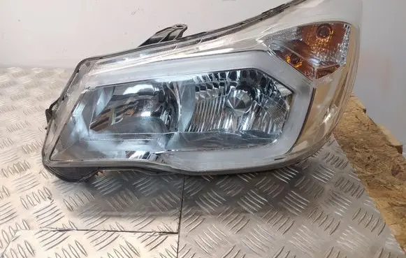 Subaru Forester SJ Headlight/headlamp 10060151