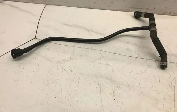 BMW 5 F10 F11 Turbo turbocharger oiling pipe/hose 20140618