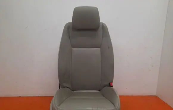 Tesla Model S Front passenger seat 24450063