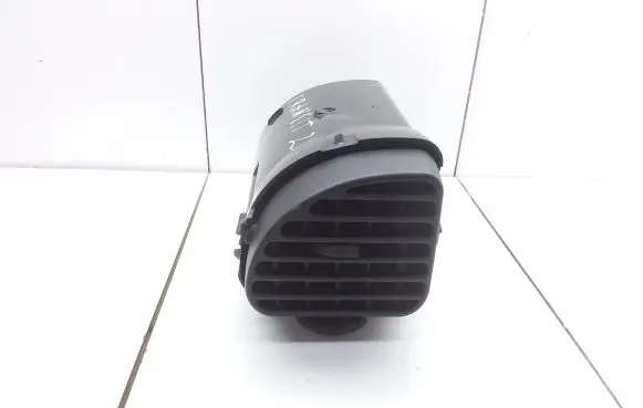 Ford Transit Dash center air vent grill 3872002 B45XB