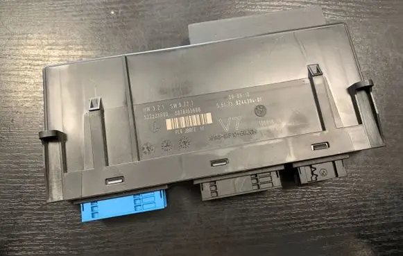 BMW 5 F10 F11 Comfort/convenience module 9244394