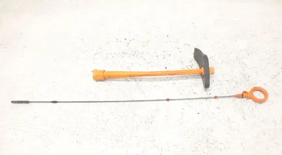 Volkswagen PASSAT B6 Oil level dip stick 06F103663J 06F115611E