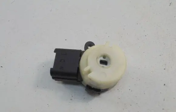 Toyota Avensis Verso Ignition lock contact 