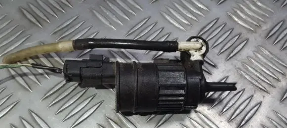 Nissan Almera N16 Windscreen/windshield washer pump 7700430702