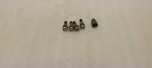 BMW 3 E46 Anti-theft wheel nuts and lock