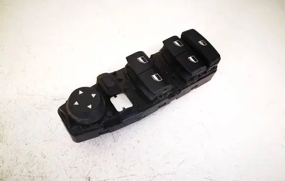BMW 5 F10 F11 Electric window control switch 924195701
