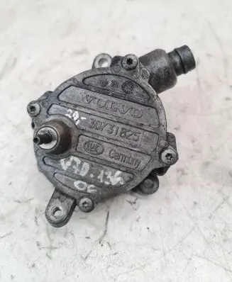 Volvo V70 Vacuum pump 30731825