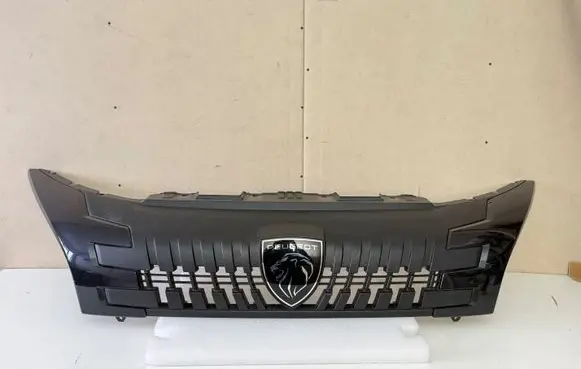 Peugeot Boxer Front bumper upper radiator grill 1321278070 735775043 1441213480