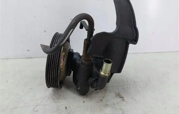 Alfa Romeo 147 Power steering pump 