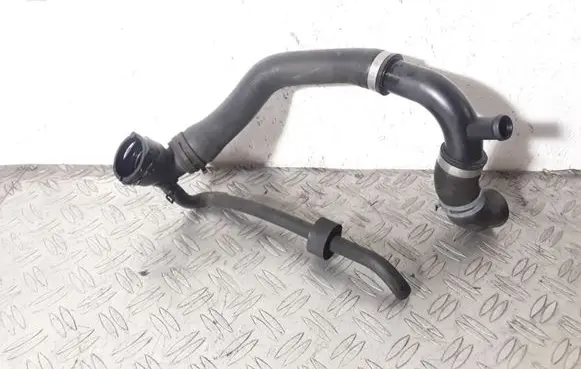 Audi TT TTS Mk2 Engine coolant pipe/hose 3C0122291D