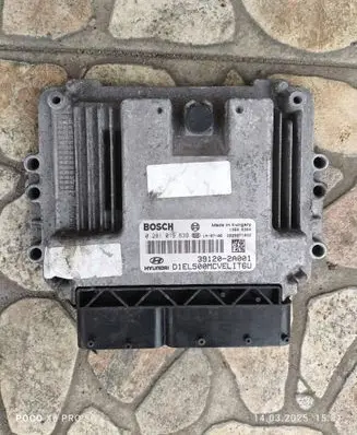 Hyundai ix35 Engine control unit/module 0281019639 1039S71832 391202A001