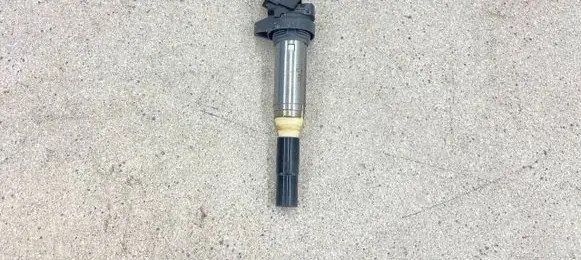 BMW M6 High voltage ignition coil 8647689 12138647689