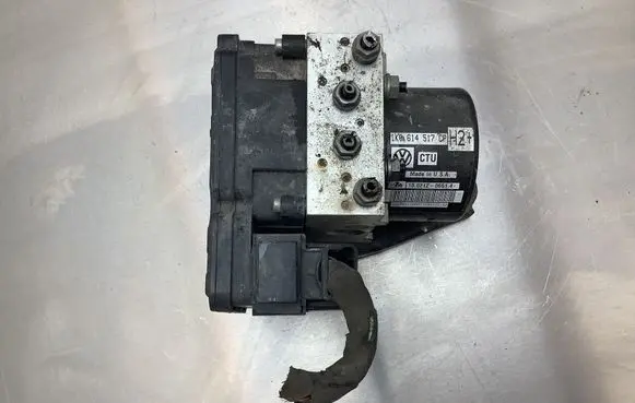 Volkswagen Touran II ABS Pump 1K0614517CP 10021206514