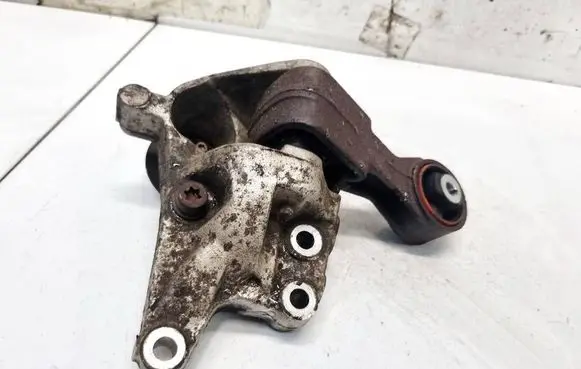 Citroen C5 Engine mount bracket 96451611