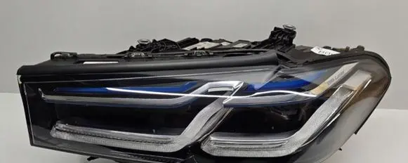 BMW 5 G30 G31 Headlight/headlamp 9850587-05 B093