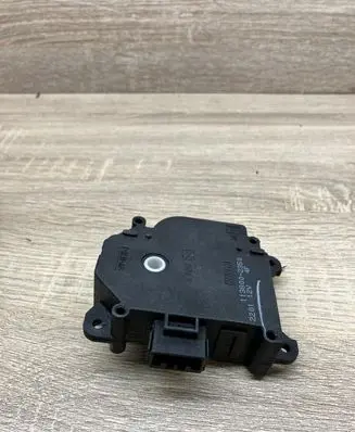 Honda CR-V Air flap motor/actuator 1138002350