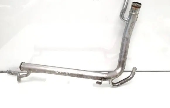 Volvo V40 Engine coolant pipe/hose