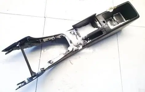 Toyota Avensis T250 Center console 5553905070