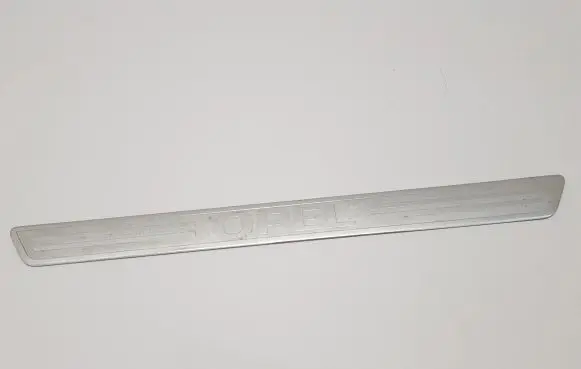 Opel Crossland X Front sill trim cover 13267113 498166255