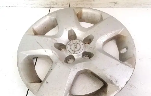 Opel Vectra C R16 wheel hub/cap/trim 13198634 13198635