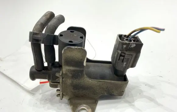 Honda Civic Fuel pressure regulator 139700-0870