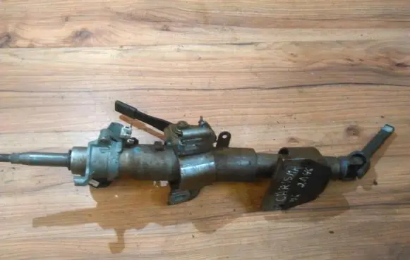 Mitsubishi Carisma Steering wheel axle