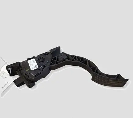 Volvo V40 Accelerator throttle pedal 31280595 6PV01036822