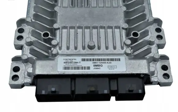 Ford Focus Engine control unit/module 5WS40729HT 8M5112A650AJG 8MBG