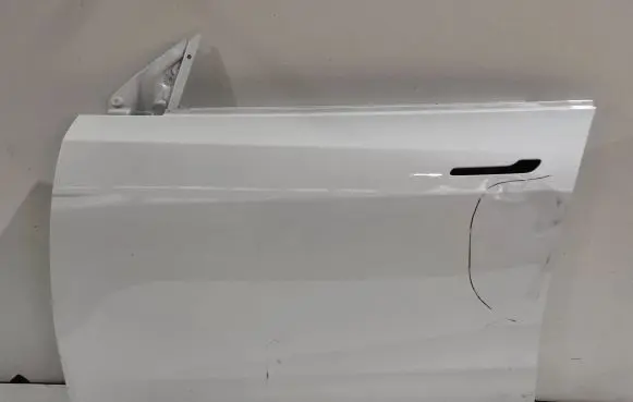 Tesla Model Y Front door 149353700D
