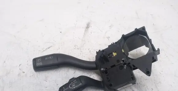 Audi Q7 4L Indicator stalk 4E0953521A K0301214601