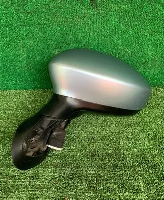 Front door electric wing mirror