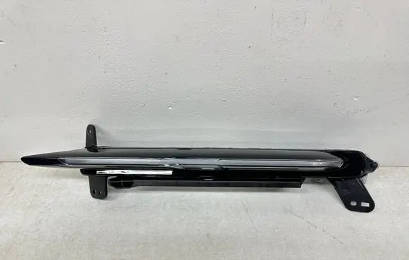 Porsche Cayenne (9Y0 9Y3) LED Daytime headlight 9Y0953082A 9Y0953082 9Y0.953.082.A