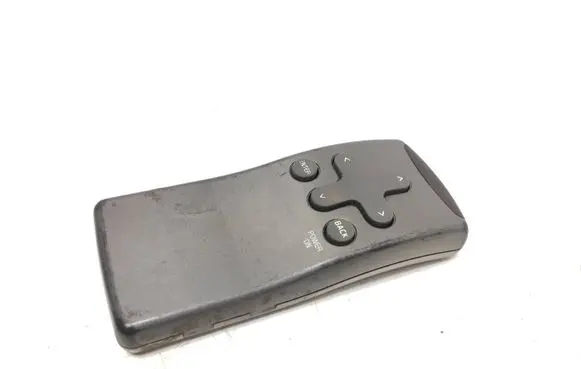 Volvo V70 Head unit multimedia control 30657371