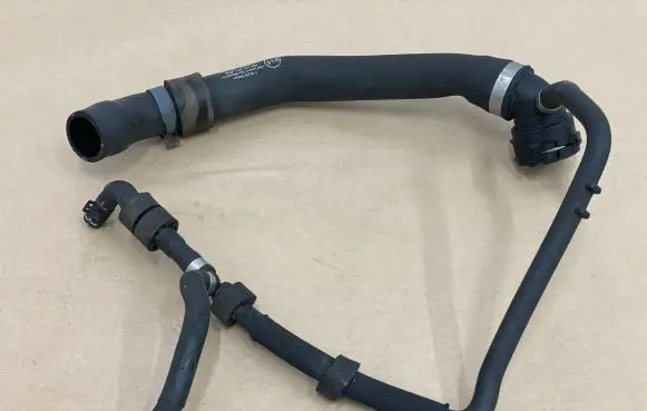 Audi A3 S3 8V Engine coolant pipe/hose 5Q0122101BK