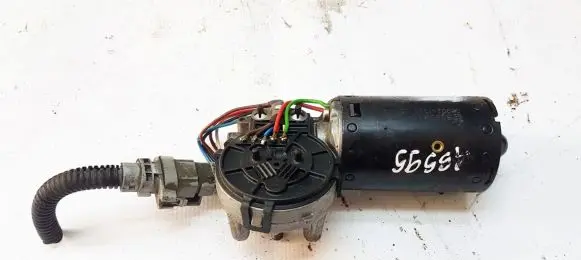 Renault Scenic I Wiper motor 0390241352
