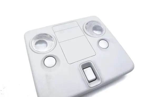 Suzuki Grand Vitara II Front seat light 