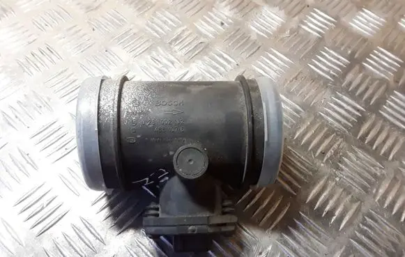 Chrysler Voyager Mass air flow meter 0281002132 4861076