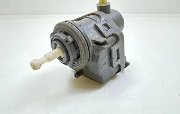 Renault Espace III Headlight level adjustment motor 00787840