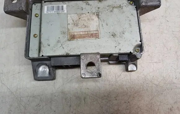 Mitsubishi Colt Power steering control unit/module A4545450032 MR594091 A68000F06