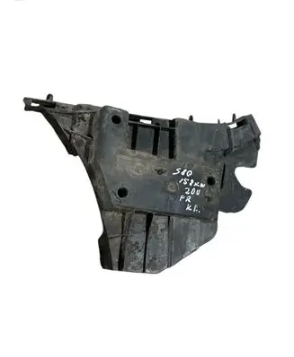 Front bumper mounting bracket
