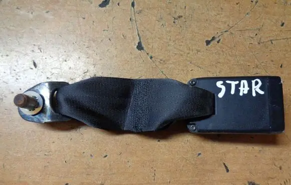 Mitsubishi Space Star Rear seatbelt buckle 2084135