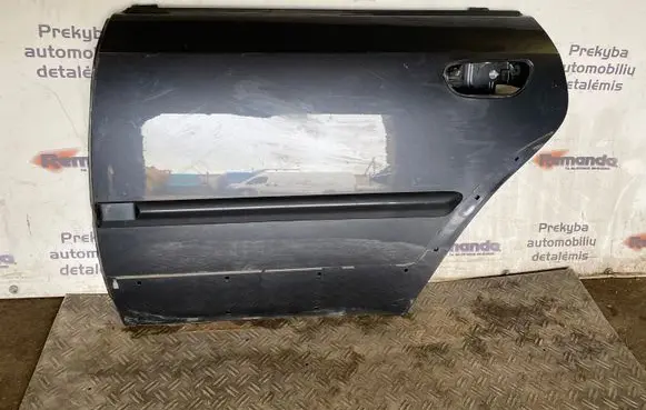Subaru Outback Rear door